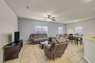 3501 Austin Street St, Gainesville, TX 76240 - Photo 5