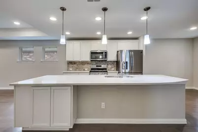 1260 Eagle Lane, Little Elm, TX 76227 - Photo 5