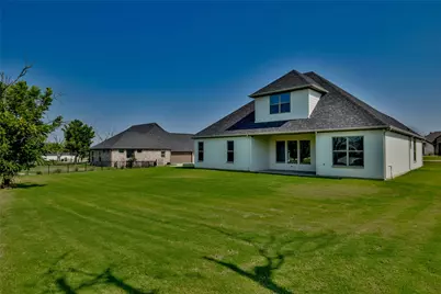 2719 Village Road, Granbury, TX 76049 - Photo 33