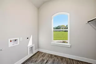 650 Sanger Dr, Springtown, TX 76082 - Photo 23