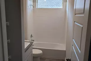 920 Boll Weevil Dr, Cleburne, TX 76031 - Photo 9