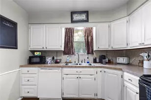 746 S Valentine Dr, Sherman, TX 75090 - Photo 5