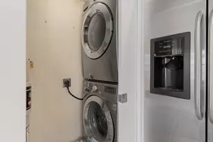 4777 Cedar Springs Rd, Dallas, TX 75219 - Photo 17