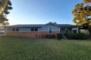 2901 Broadview Dr, Sansom Park, TX 76114 - Photo 1