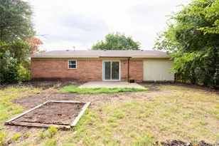 2622 Foxcroft Ln, Garland, TX 75044 - Photo 21