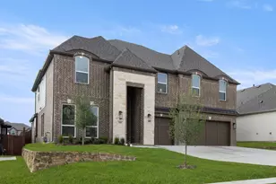 309 Loretta, Burleson, TX 76028 - Photo 5