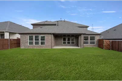 309 Loretta, Burleson, TX 76028 - Photo 9