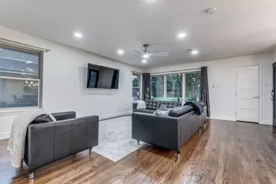 9026 Livenshire Drive, Dallas, TX 75238 - Photo 5