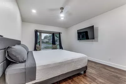 9026 Livenshire Drive, Dallas, TX 75238 - Photo 17