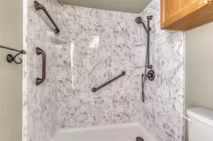 17490 Meandering Way, Dallas, TX 75252 - Photo 25