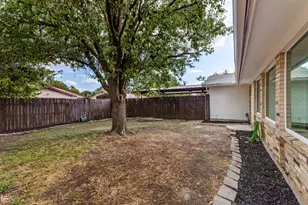 630 Grinnell Dr, Garland, TX 75043 - Photo 23