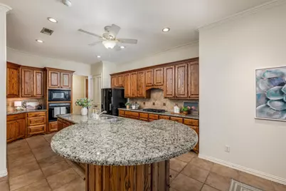 1205 Stoneoak Drive, McKinney, TX 75072 - Photo 13