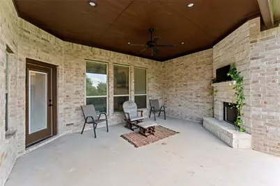 1055 Meadow Wood Terrace, Azle, TX 76020 - Photo 31