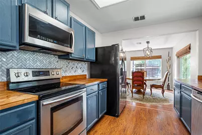 1901 Yellowstone Lane, Corinth, TX 76210 - Photo 7