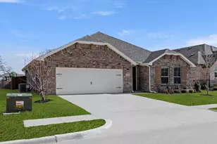 2244 Sesaro Dr, Aubrey, TX 76227 - Photo 3