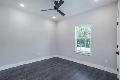 326 W Day Street, Denison, TX 75020 - Photo 25