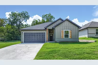 326 W Day Street, Denison, TX 75020 - Photo 1