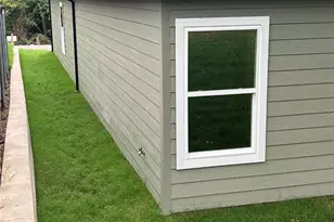 326 W Day St, Denison, TX 75020 - Photo 9