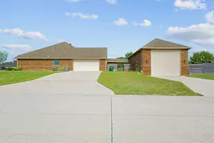 209 Clear Fork Trail, Rhome, TX 76078 - Photo 5