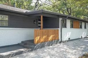 5917 Yosemite Dr, Fort Worth, TX 76112 - Photo 5