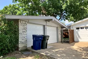 402 Duke St, Garland, TX 75043 - Photo 11