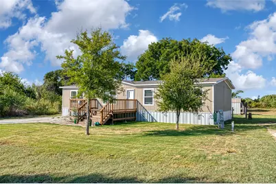 6110 Big Horn Drive, Granbury, TX 76048 - Photo 3