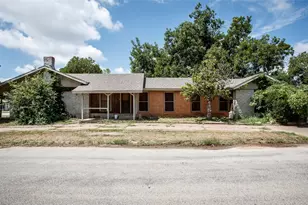 902 W Main, Olney, TX 76374 - Photo 21