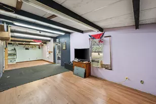 101 S Runnels Ave, Streetman, TX 75859 - Photo 25