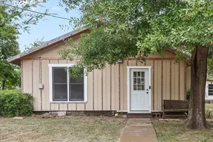 101 S Runnels Ave, Streetman, TX 75859 - Photo 29