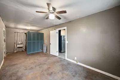 101 S Runnels Avenue, Streetman, TX 75859 - Photo 19