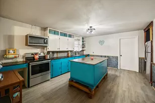 101 S Runnels Ave, Streetman, TX 75859 - Photo 1