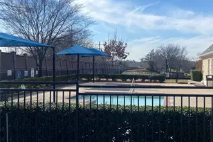 3351 Garrett Dr, Irving, TX 75062 - Photo 23