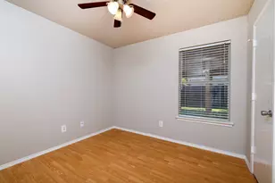 511 Hollyberry Dr, Mansfield, TX 76063 - Photo 21