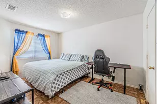 2355 Summit Ln, Dallas, TX 75227 - Photo 25