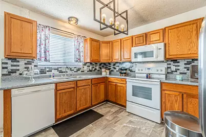 2355 Summit Lane, Dallas, TX 75227 - Photo 7