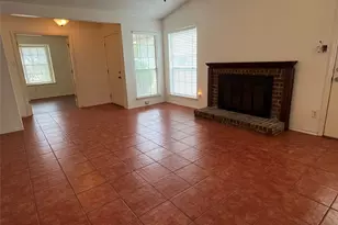 116 Kings Row, Garland, TX 75043 - Photo 3