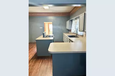 410 S Preston Street, Wolfe City, TX 75496 - Photo 9