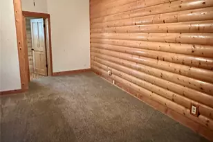 410 S Preston St, Wolfe City, TX 75496 - Photo 15