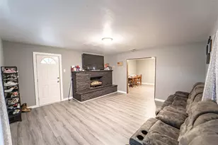 805 E Williams St, Breckenridge, TX 76424 - Photo 7