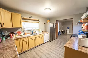 805 E Williams St, Breckenridge, TX 76424 - Photo 11