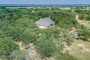 181 Co Rd 1326, Bridgeport, TX 76426 - Photo 33