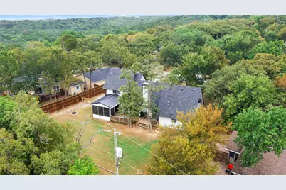 271 Lakewood Lane, Pottsboro, TX 75076 - Photo 5