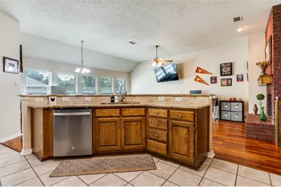 1020 Shady Oak Trail, Mansfield, TX 76063 - Photo 13