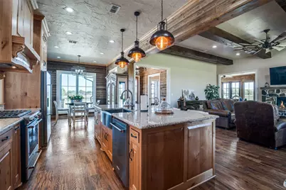 1010 Vz County Road 3415, Wills Point, TX 75169 - Photo 9