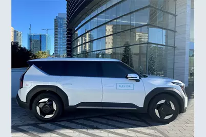 3130 N Harwood Street #2403, Dallas, TX 75201 - Photo 33