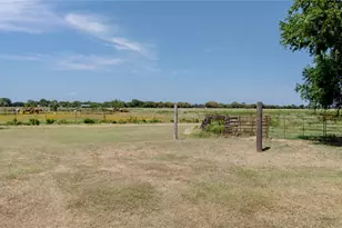 3024 Cr 0010 SW, Corsicana, TX 75110 - Photo 37