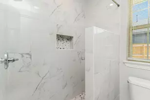 1030 N Bishop Ave, Dallas, TX 75208 - Photo 9