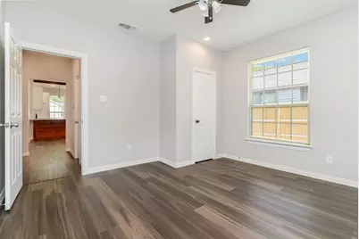 1030 N Bishop Avenue #Unit B, Dallas, TX 75208 - Photo 7