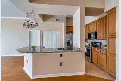 3225 Turtle Creek Boulevard #943, Dallas, TX 75219 - Photo 7