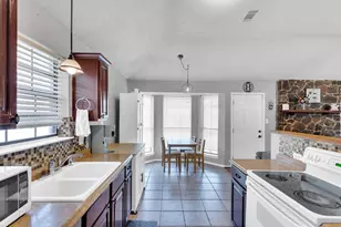 112 Boardwalk St, Midlothian, TX 76065 - Photo 9